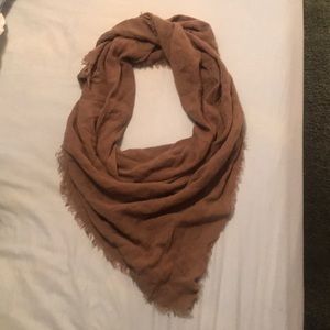 Brown scarf/shawl